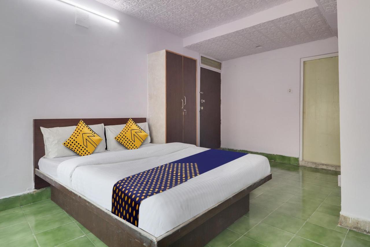 Spot On Apsara Hotel Хидерабад Екстериор снимка