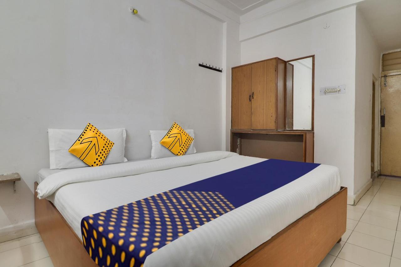 Spot On Apsara Hotel Хидерабад Екстериор снимка